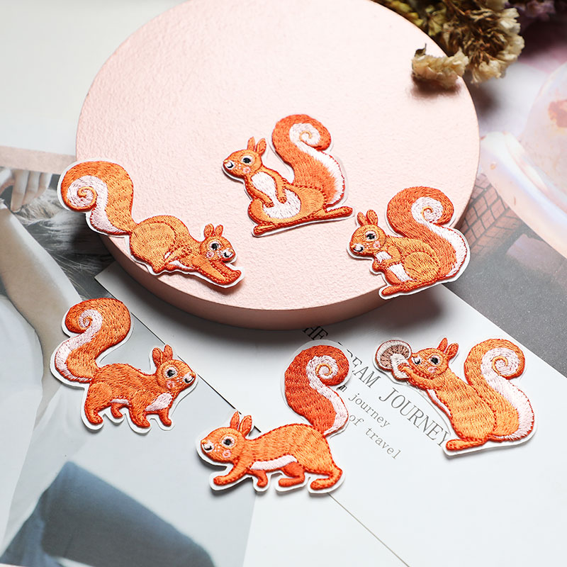 AHYONNIEX 1 Thêu Dễ Thương Sóc - đánh giá và giá Streetwear Brand Stickers