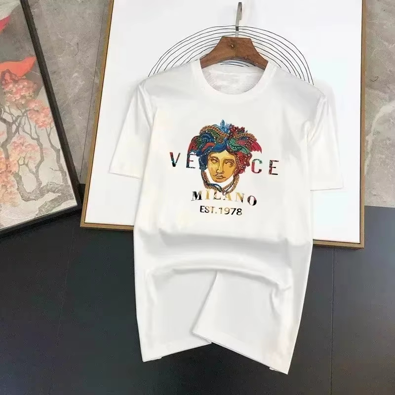 White Classic Mythological Aes - đánh giá và giá Streetwear Brand Aesthetic